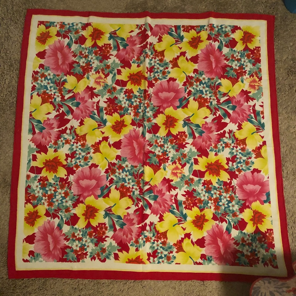 ROBERT HAIK Extra Large Floral Scarf